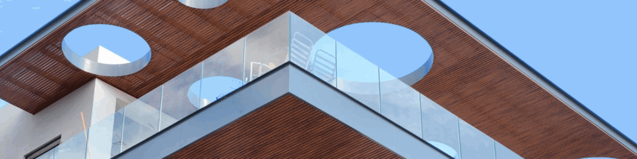 W Glass- מקלחונים ומעקות זכוכית