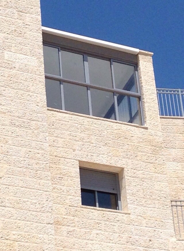 אלום נאמן – תמונה 1